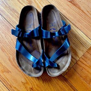 Birkenstock’s sandals, size 39 or 8